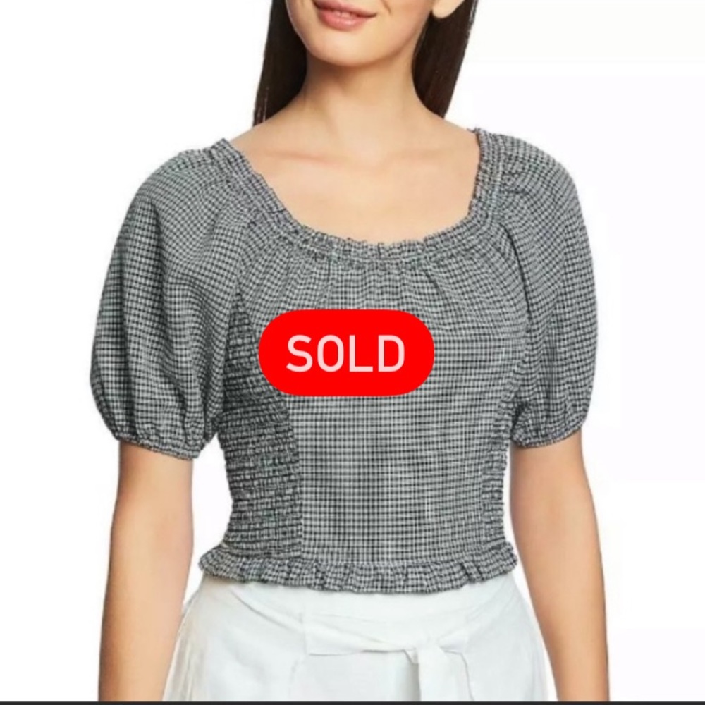 1.STATE Gingham puff sleeve crop